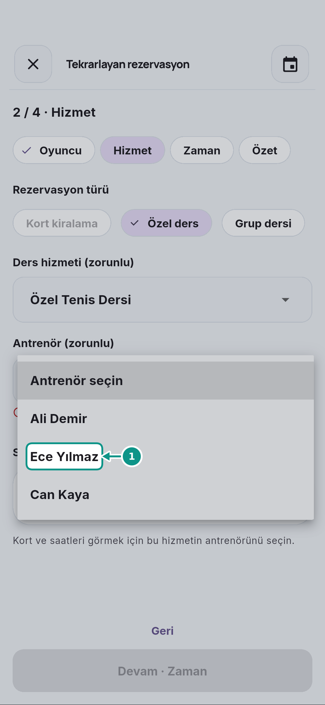 Haftalık özel ders serisi oluşturmak: Antrenörü seçin